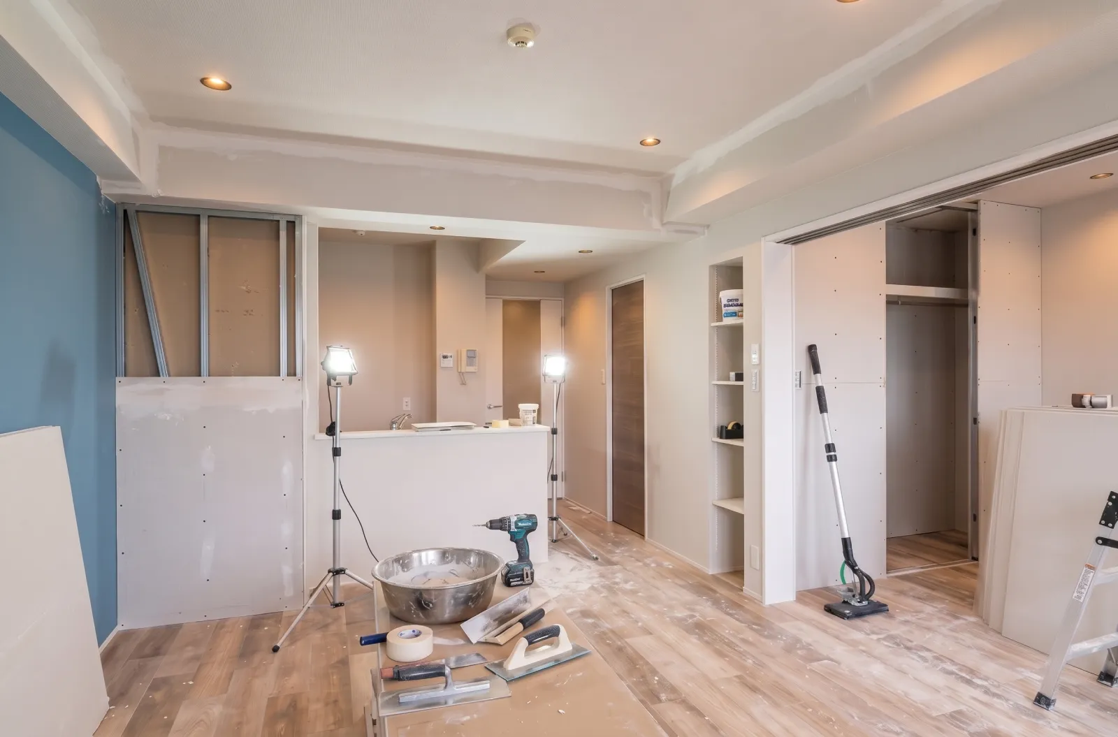 Travaux de plâtrerie et agencement intérieur à Versailles et ses alentours